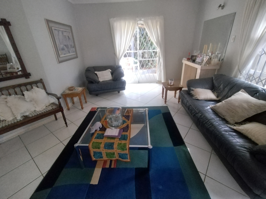 4 Bedroom Property for Sale in Wavecrest Eastern Cape